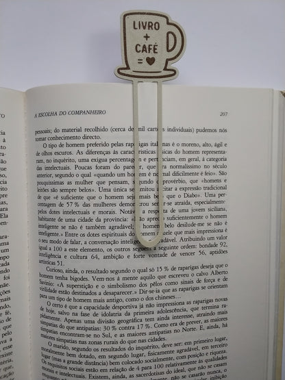 Marca Página 3D Clipe Livros + Xícara = Coração
