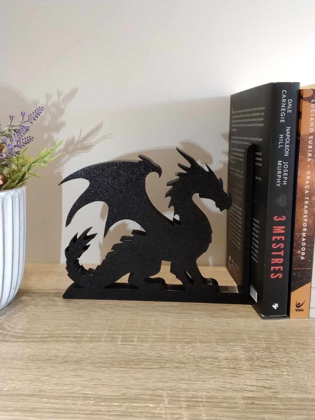 Suporte para Livros Dragão Guardião